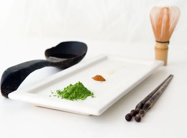 mặt nạ trắng da từ bột tr&agrave; xanh
