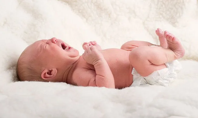 Bỏ t&uacute;i c&aacute;ch chữa nghẹt mũi ở trẻ sơ sinh gi&uacute;p mẹ chăm con tốt hơn 2