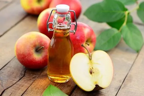 C&aacute;ch trị th&acirc;m n&aacute;ch tại nh&agrave; bằng t&aacute;o