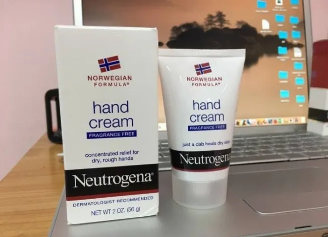 [REVIEW] Top 6 sản phẩm kem dưỡng da tay - mùa đông năm nay chẳng khô tay nữa !
