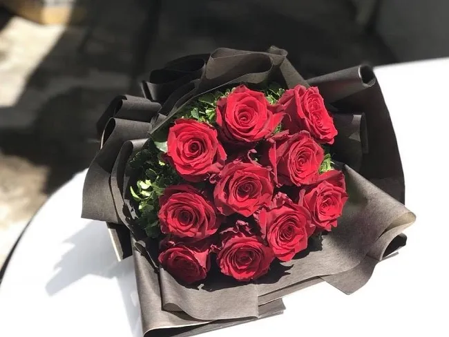 Hoa tươi- Qu&agrave; Valentine cho n&agrave;ng