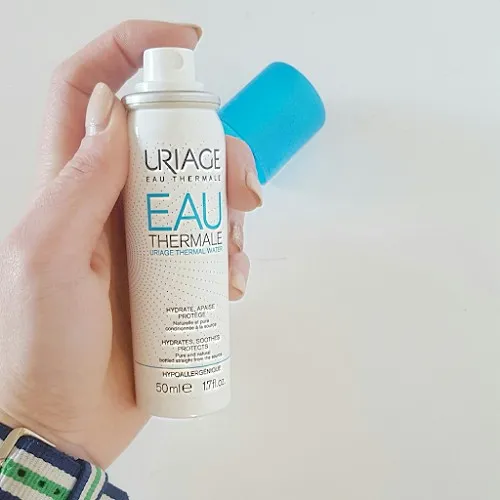 Xịt kho&aacute;ng d&agrave;nh cho da dầu mụn Eau Thermale Water