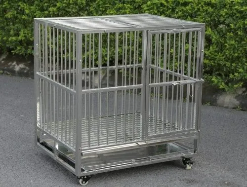 Chuồng ch&oacute; Inox c&oacute; độ bền cao, tuy nhi&ecirc;n gi&aacute; th&agrave;nh hơi đắt