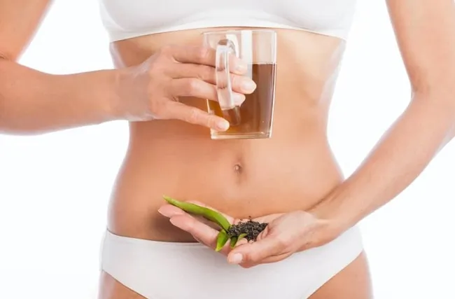 Uống tr&agrave; giảm c&acirc;n