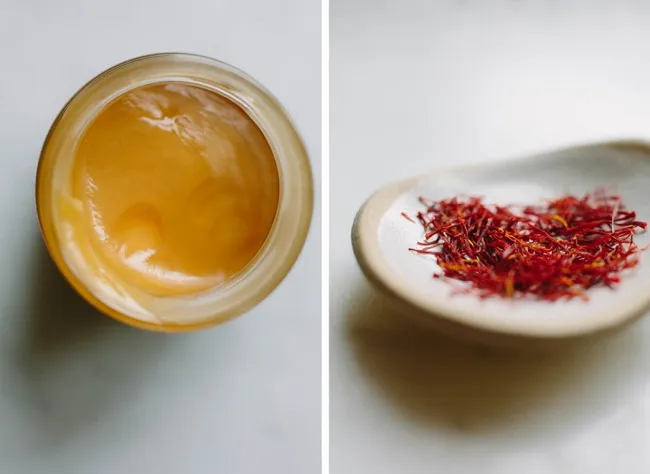 C&aacute;ch uống Saffron với mật ong