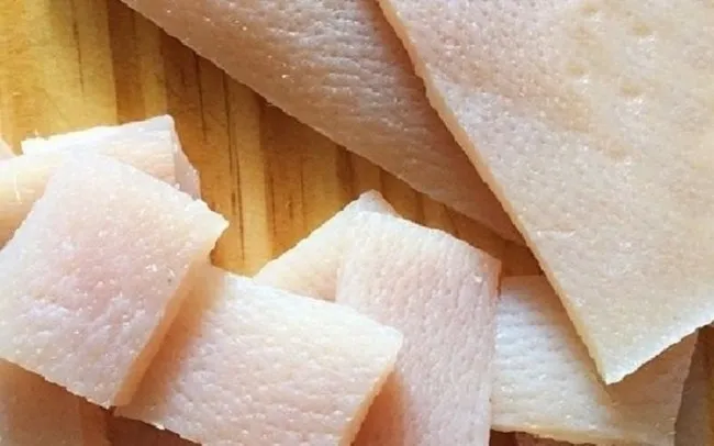 B&igrave; lợn gi&uacute;p tăng cường collagen gi&uacute;p l&ocirc;ng th&uacute; cưng được cải thiện vượt bậc