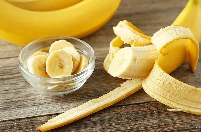 Mặt nạ dưỡng ẩm tự nhi&ecirc;n từ chuối