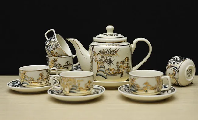 Bộ ấm tr&agrave; gốm sứ - qu&agrave; Tết tặng đối t&aacute;c