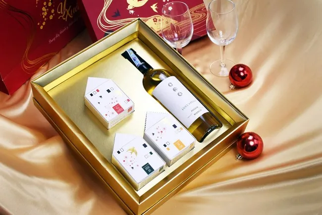 Hộp qu&agrave; rượu vang biếu Tết