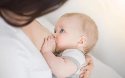 Dinh dưỡng v&agrave; m&ocirc;i trường sống ảnh hưởng đến c&acirc;n nặng chiều cao của trẻ