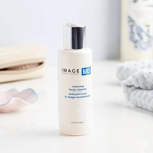 Sữa rửa mặt BHA Image MD Restoring Facial Cleanser