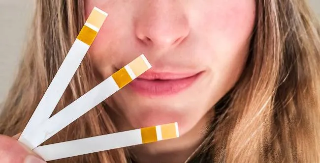 ưu &dstrok;iểm của nước tẩy trang gi&uacute;p c&acirc;n bằng độ pH