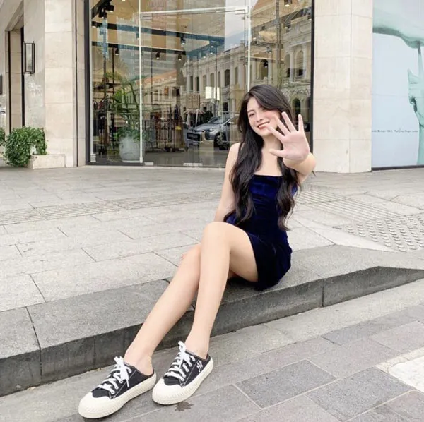 phối đồ với gi&agrave;y ny nữ c&aacute; t&iacute;nh