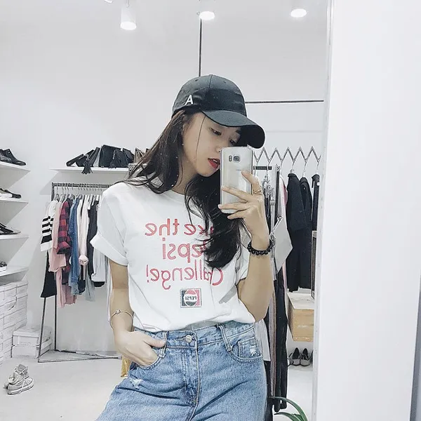 Phối đồ với mũ lưỡi trai nữ năng động c&aacute; t&iacute;nh