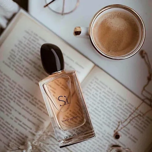 Nước Hoa S&igrave; V&agrave;ng Giorgio Armani Eau De Parfum