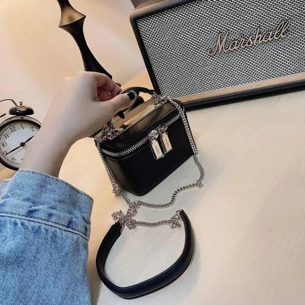 T&uacute;i đeo ch&eacute;o nữ đi chơi Pedro Leather Mini đẹp