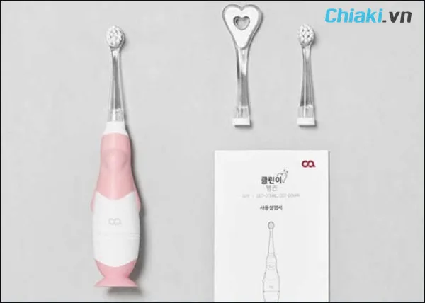 B&agrave;n chải điện cho b&eacute; 2 tuổi OA Penguin