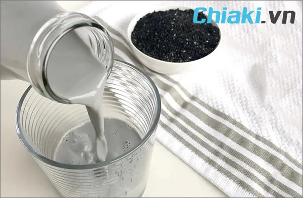 C&aacute;ch nấu sữa m&egrave; đen với m&aacute;y l&agrave;m sữa hạt