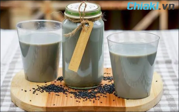 c&aacute;ch l&agrave;m sữa m&egrave; đen bằng m&aacute;y l&agrave;m sữa hạt
