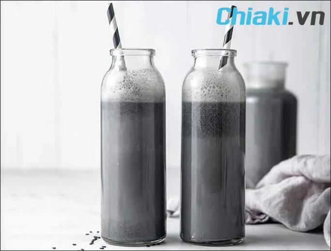 c&aacute;ch l&agrave;m sữa hạt sen m&egrave; đen bằng m&aacute;y xay sữa hạt chuy&ecirc;n dụng