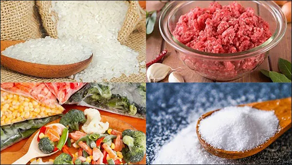 Chuẩn bị nguy&ecirc;n liệu để nấu ch&aacute;o thịt heo, rau củ