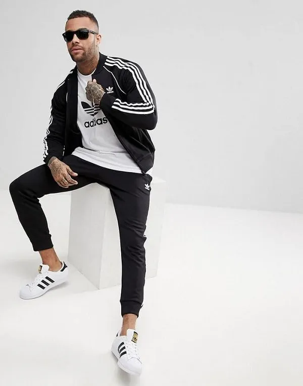 Phối đồ nam với gi&agrave;y Adidas thể thao