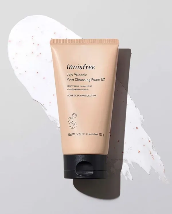 Sữa rửa mặt trị mụn ẩn đầu đen Innisfree Jeju Volcanic Pore Cleansing Foam