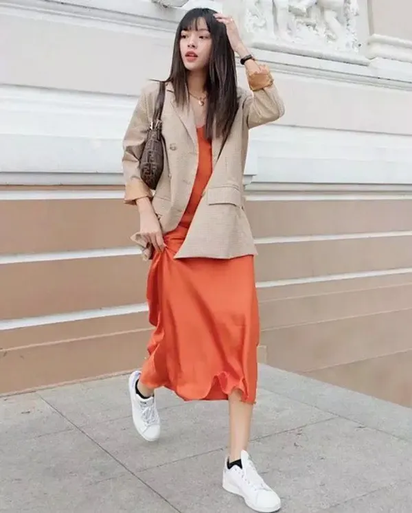 C&aacute;ch Phối đồ với t&uacute;i kẹp n&aacute;ch phong c&aacute;ch b&aacute;nh b&egrave;o
