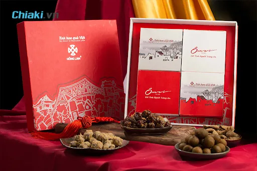 Giỏ qu&agrave; biếu tết hạt quả kh&ocirc; với m&agrave;u sắc bắt mắt, hương vị thơm từ tr&aacute;i c&acirc;y kh&ocirc;