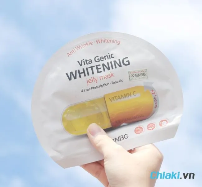 Mặt nạ vitamin C H&agrave;n Quốc BNBG