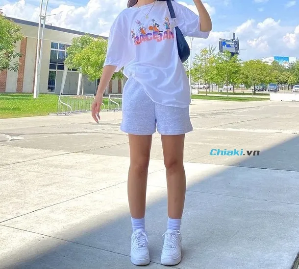 Kết hợp đồ tập c&ugrave;ng gi&agrave;y Nike Air Force 1 nữ