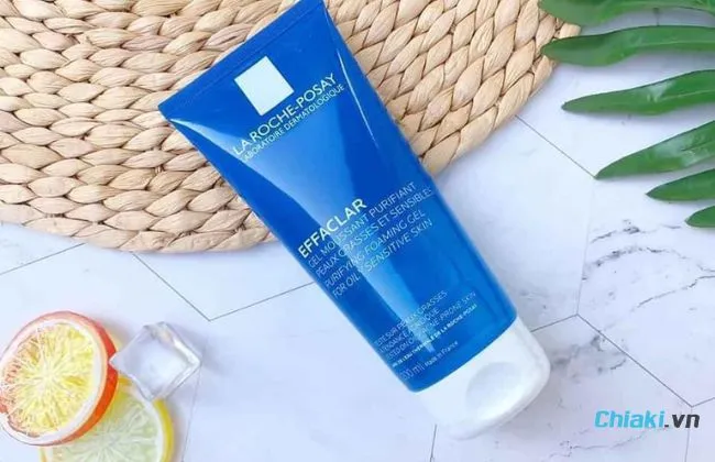 Sữa rửa mặt d&agrave;nh cho da hỗn hợp thi&ecirc;n dầu mụn La Roche-Posay