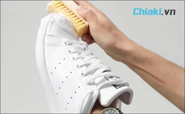 c&aacute;ch giặt gi&agrave;y adidas eqt, c&aacute;ch giặt gi&agrave;y adidas neo