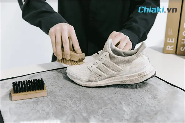 c&aacute;ch giặt gi&agrave;y Adidas chất liệu vải, c&aacute;ch giặt gi&agrave;y adidas ultra boost, c&aacute;ch giặt gi&agrave;y adidas prophere