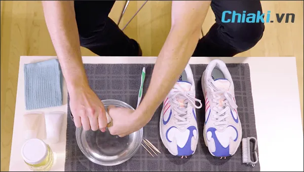 c&aacute;ch giặt gi&agrave;y Adidas thể thao