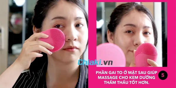Massage da mặt với m&aacute;y rửa sạch da mặt Halio