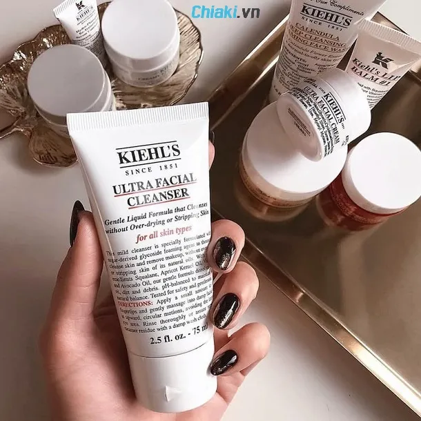 Sữa rửa mặt cho da kh&ocirc; nhạy cảm Kiehl&rsquo;s Ultra Facial