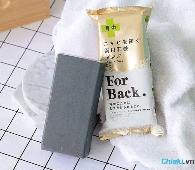Sữa tắm trị mụn lưng của Nhật Pelican For Back Medicated