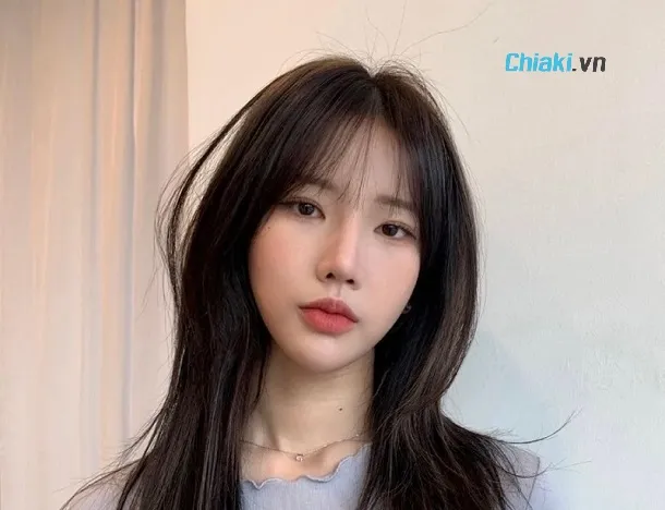 T&oacute;c layer medium length m&aacute;i thưa