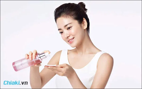 c&aacute;c bước make up c&oacute; kem chống nắng phải sử dụng th&ecirc;m toner