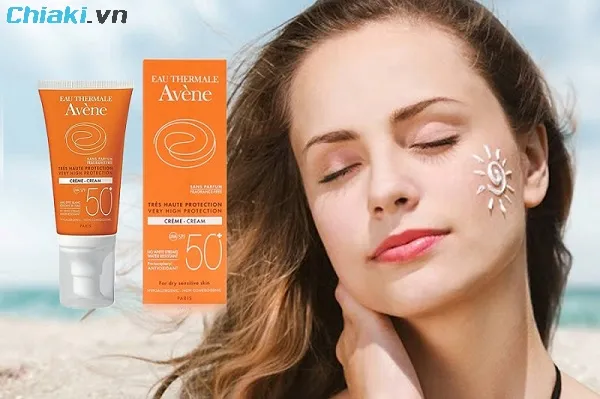 Kem chống nắng Avene vật l&yacute; hay h&oacute;a học?