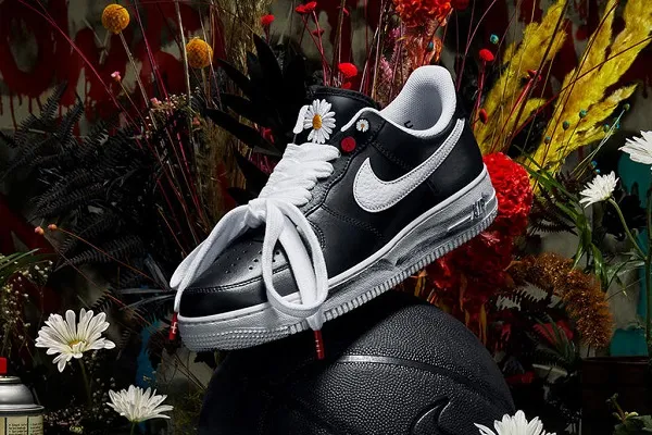 C&aacute;ch xỏ d&acirc;y gi&agrave;y Nike Air Force kiểu mũi gi&agrave;y