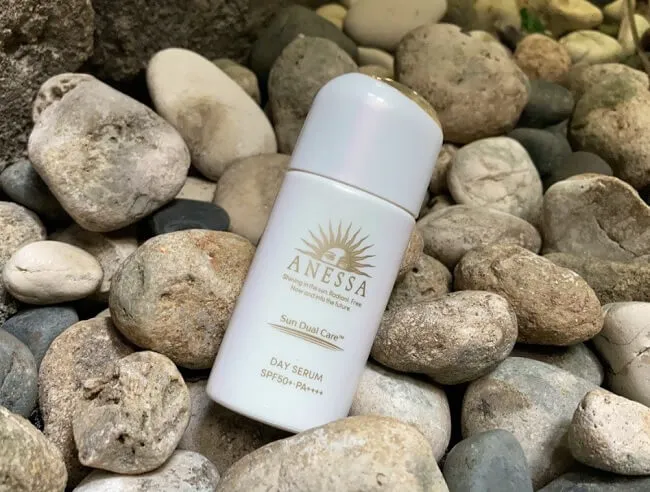 Serum chống nắng Anessa cho da dầu mụn
