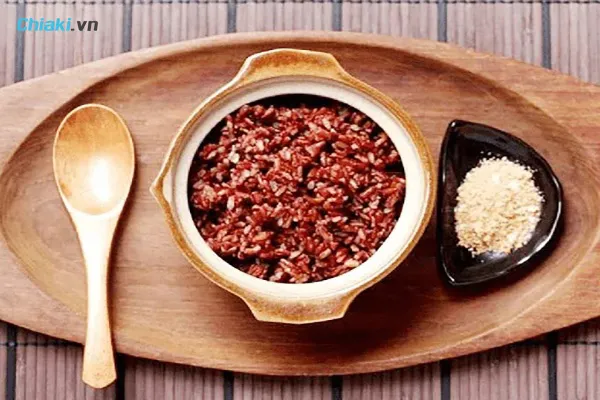 M&oacute;n ăn muối m&egrave; gạo lứt giảm c&acirc;n
