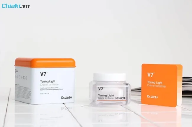 Kem dưỡng trắng da H&agrave;n Quốc V7 Toning Light Dr Jart