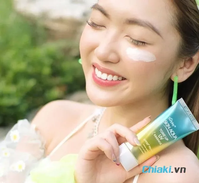 C&aacute;ch sử dụng kem chống nắng Skin Aqua
