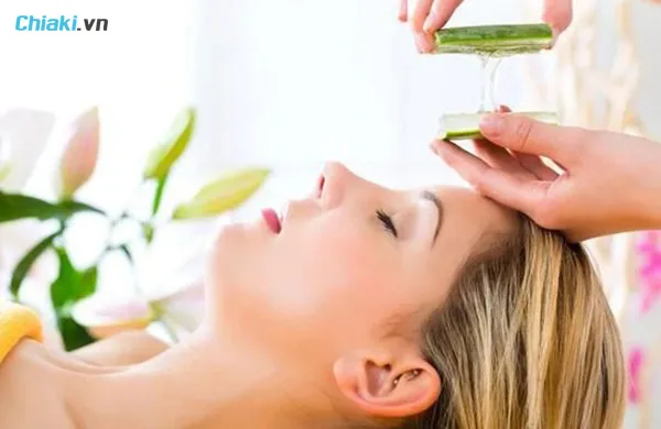 Da mặt bị cháy nắng làm sao để trắng lại? 8 cách phục hồi da hiệu quả