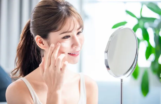 C&aacute;c bước trang điểm c&oacute; kem chống nắng