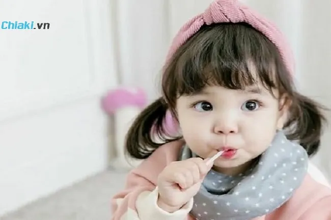 Gợi &yacute; đặt t&ecirc;n con g&aacute;i họ Ho&agrave;ng theo chữ c&aacute;i