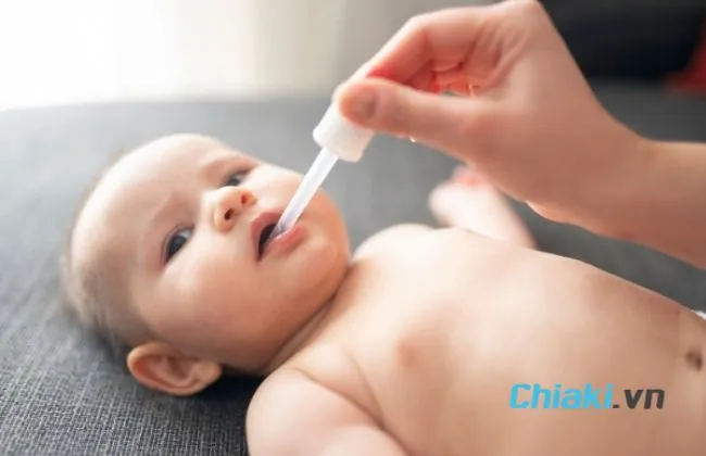 C&aacute;ch uống DHA cho trẻ sơ sinh từ 0-6 th&aacute;ng tuổi